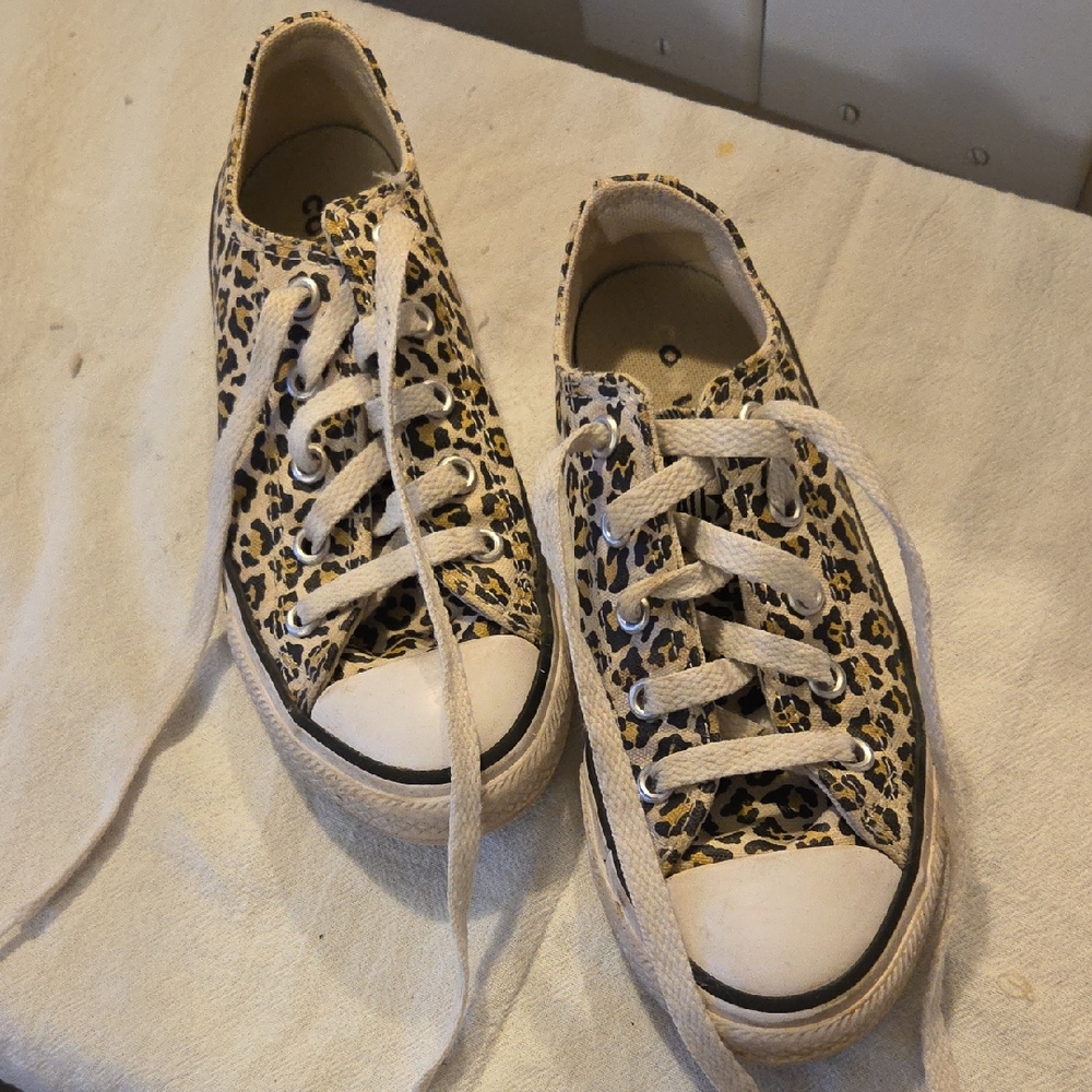 Converse Leopard Print Sneakers Size 13